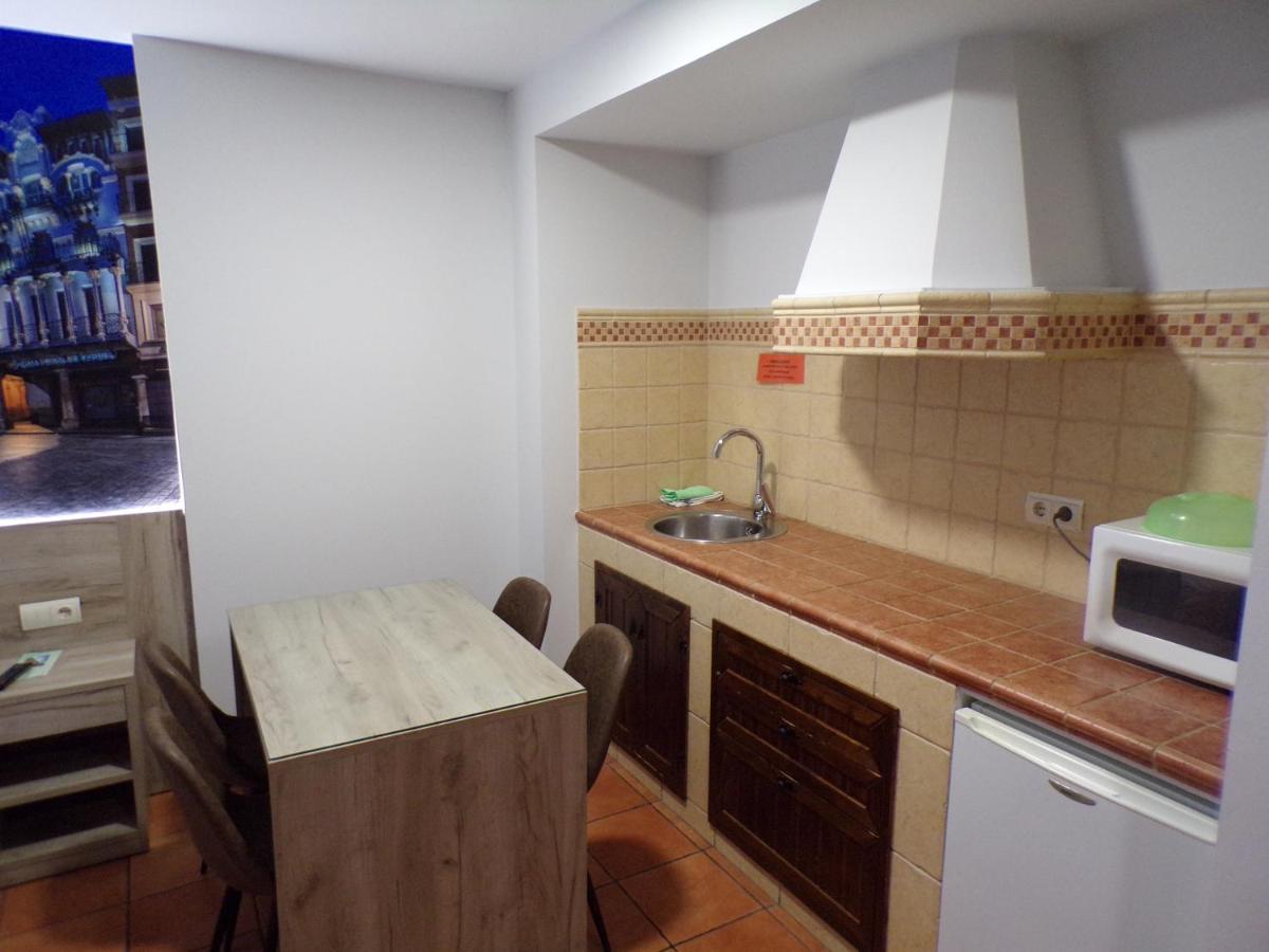 Hostal Serruchi Теруэль Экстерьер фото