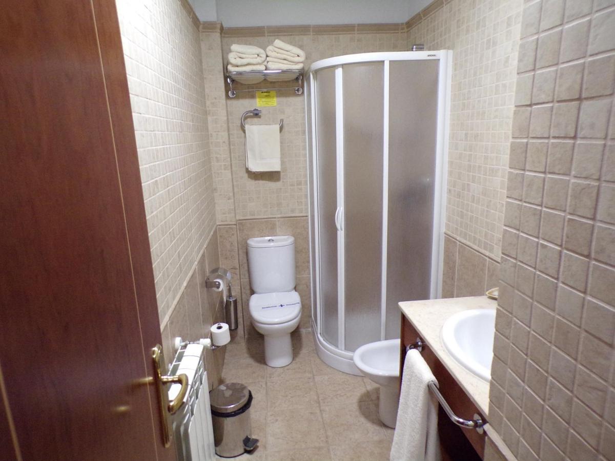 Hostal Serruchi Теруэль Экстерьер фото