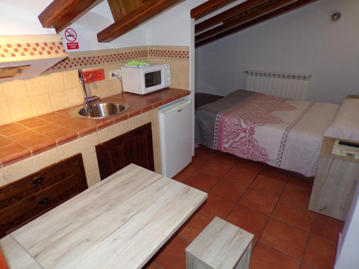 Hostal Serruchi Теруэль Экстерьер фото