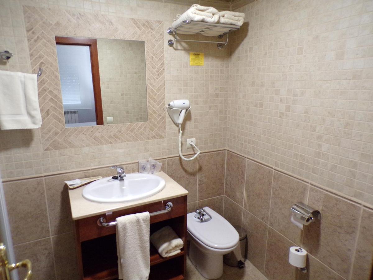 Hostal Serruchi Теруэль Экстерьер фото