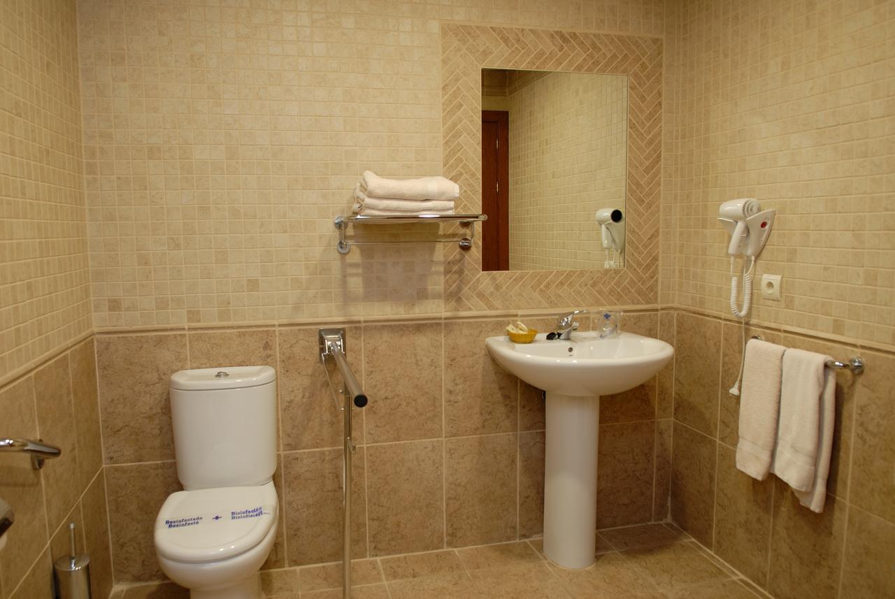 Hostal Serruchi Теруэль Экстерьер фото